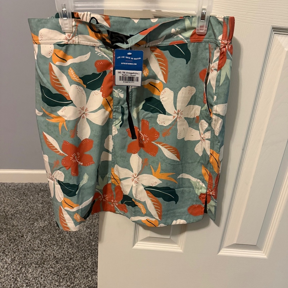 Rip Skirt Sport Vintage Aloha NWT size large